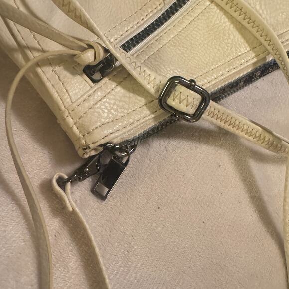 Carlos Santana Ivory Crossbody Bag Purse zippered studded small faux leather - Picture 11 of 11